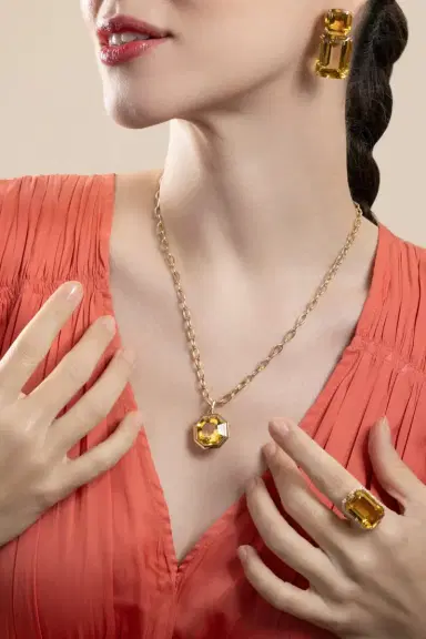 GOSHWARA Citrine Asscher Manhattan Pendant Necklace | Thumbnail 2