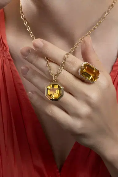 GOSHWARA Citrine Asscher Manhattan Pendant Necklace | Thumbnail 4