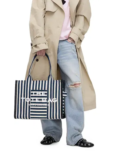 Marc Jacobs Women's The Stripe Canvas Large Tote Bag | Thumbnail 3 Marc Jacobs Women's The Stripe Canvas Large Tote Bag | Thumbnail 3