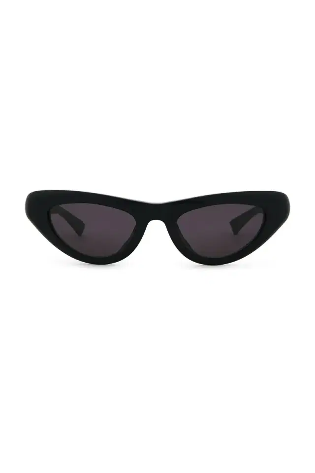 Bottega Veneta Curvy Cat Eye Sunglasses