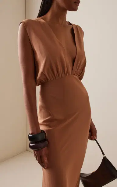 Temily Hera Crepe Gown | Thumbnail 3