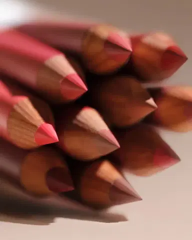 Sisley Paris Phyto-Levres Perfect Lip Pencil | Thumbnail 7 Sisley Paris Phyto-Levres Perfect Lip Pencil | Thumbnail 7