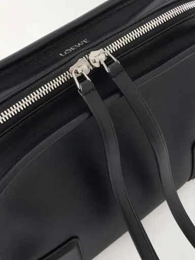Loewe Amazona 180 Leather Shoulder Bag | Thumbnail 6 Loewe Amazona 180 Leather Shoulder Bag | Thumbnail 6