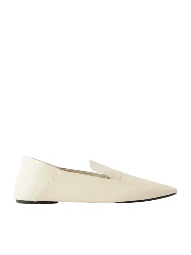 St. Agni Minimal Flat Leather Loafer