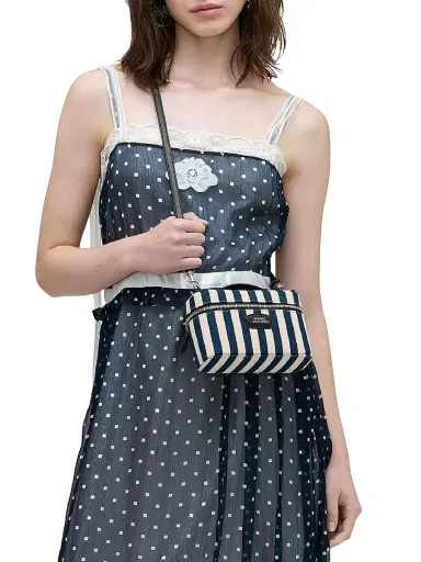 Marc Jacobs Women's The Stripe Canvas Everyday Vanity Bag - Blue Sea Multi | Thumbnail 2 Marc Jacobs Women's The Stripe Canvas Everyday Vanity Bag - Blue Sea Multi | Thumbnail 2