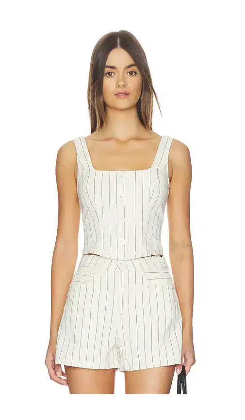 Saga Button Front Top