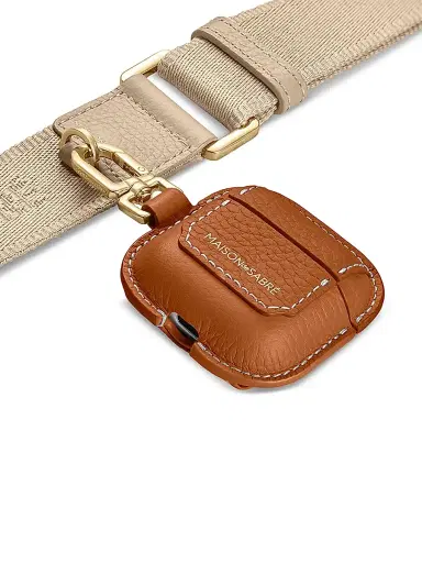 MAISON de SABRÉ Women's The AirPods 4 Case Charm - Pecan Brown | Thumbnail 2 MAISON de SABRÉ Women's The AirPods 4 Case Charm - Pecan Brown | Thumbnail 2