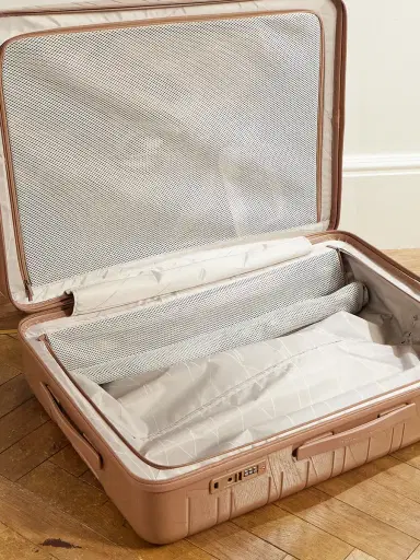 Horizn Studios H7 Essential Hardshell Check-In Suitcase - Men | Thumbnail 3 Horizn Studios H7 Essential Hardshell Check-In Suitcase - Men | Thumbnail 3
