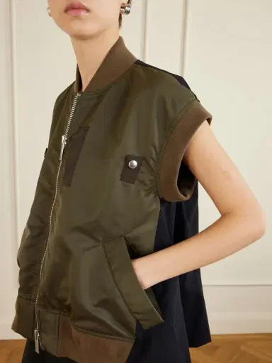 Sacai Padded Shell Gilet | Thumbnail 5 Sacai Padded Shell Gilet | Thumbnail 5