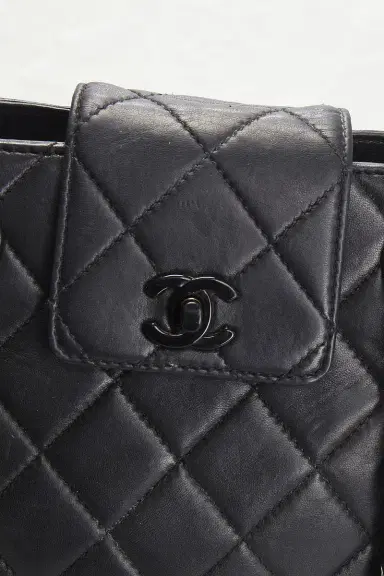 Chanel Chanel Lambskin Flap Tote Bag | Thumbnail 5 Chanel Chanel Lambskin Flap Tote Bag | Thumbnail 5