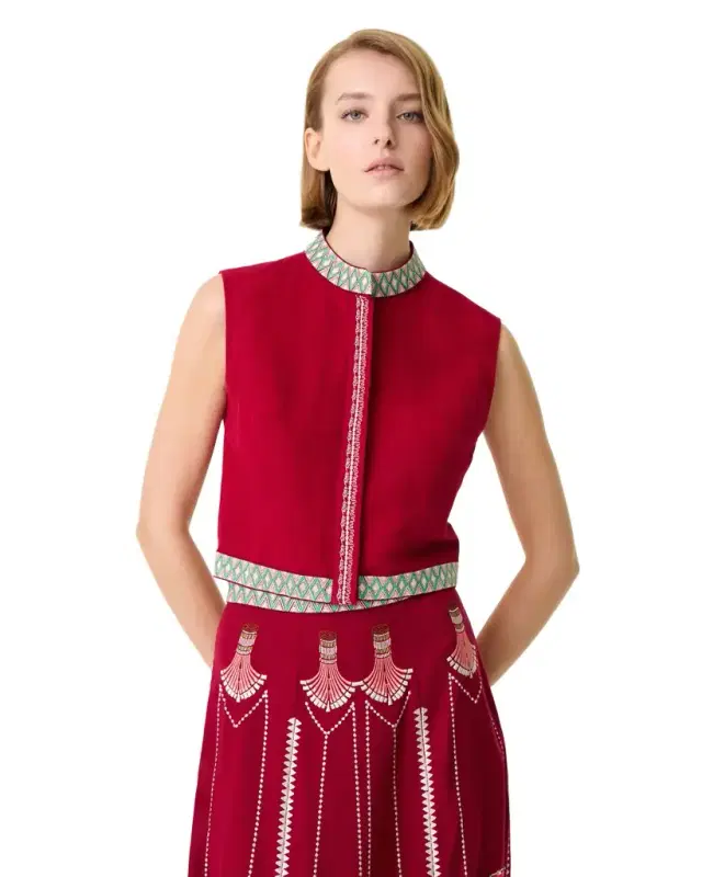 Emporio Sirenuse Andorra Top with Ballerina Embroidery