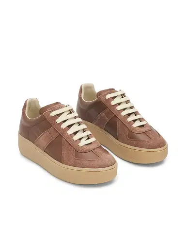 Maison Margiela Women's Replica Leather Platform Sneakers | Thumbnail 2 Maison Margiela Women's Replica Leather Platform Sneakers | Thumbnail 2