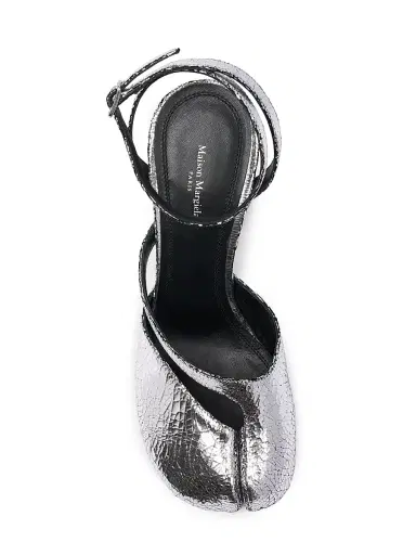 Maison Margiela Women's Tabi 80MM Metallic Leather Pumps | Thumbnail 4