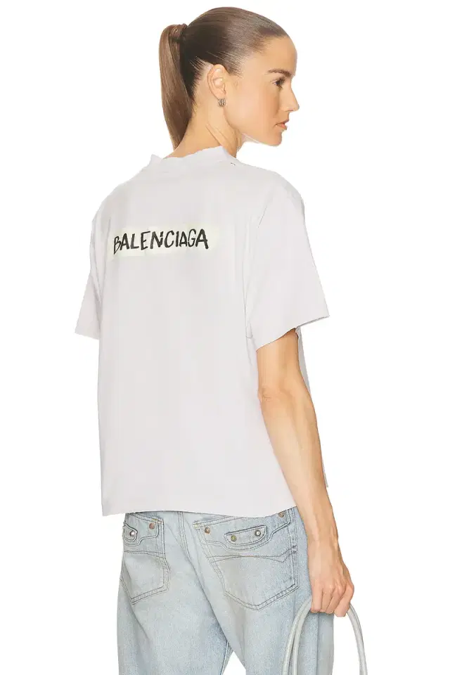 Medium Fit T-Shirt