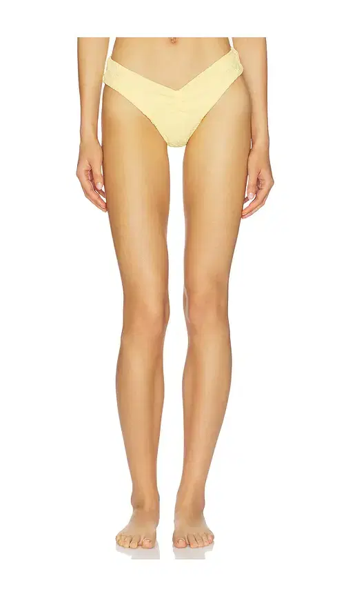 Noelle Bottom