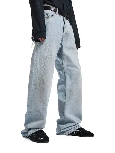 Balenciaga Men's Distressed Relaxed Fit Jeans - Light Blue - Size 33 | Thumbnail 5
