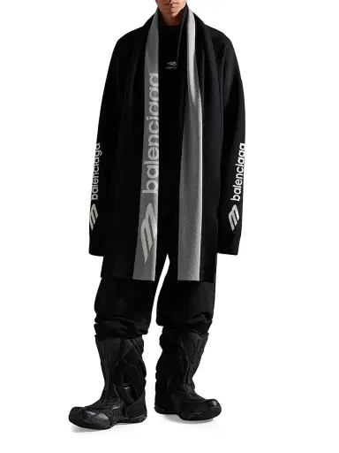 Balenciaga Men's 3B Sports Icon Sporty Scarf | Thumbnail 4 Balenciaga Men's 3B Sports Icon Sporty Scarf | Thumbnail 4