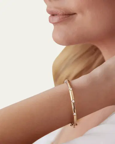 Sara Weinstock 18K Yellow Gold Dujour Four-Cluster Diamond Bangle Bracelet | Thumbnail 3