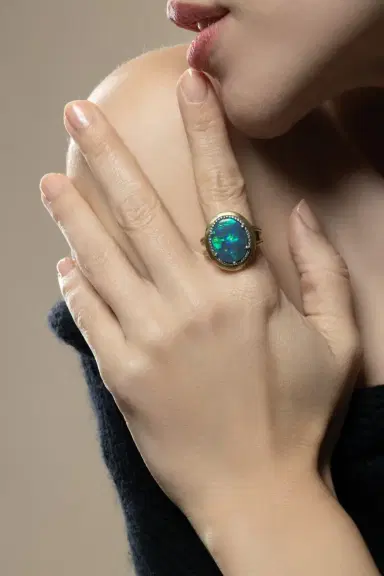 Sylva & Cie Black Opal RBC Ring | Thumbnail 3