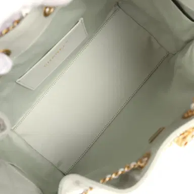 Chanel Chanel Small 25 Hobo Bag Light Green Caviar Antique Gold Hardware | Thumbnail 8 Chanel Chanel Small 25 Hobo Bag Light Green Caviar Antique Gold Hardware | Thumbnail 8