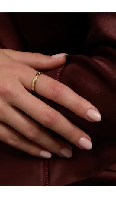 STONE AND STRAND Northern Star Diamond Ring | Thumbnail 2