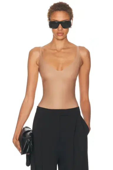 SKIMS Core Sculpt Plunge Bodysuit | Thumbnail 1