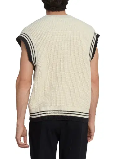 AMI Paris Men's Logo Wool-Cotton Sweater Vest - Blanc Creme | Thumbnail 5 AMI Paris Men's Logo Wool-Cotton Sweater Vest - Blanc Creme | Thumbnail 5