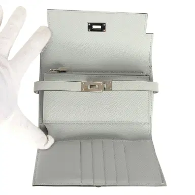 HERMÈS Pre-owned Hermes Medium Fold-Out Kelly Wallet Bleu Glacier Epsom Palladium Hardware | Thumbnail 8 HERMÈS Pre-owned Hermes Medium Fold-Out Kelly Wallet Bleu Glacier Epsom Palladium Hardware | Thumbnail 8