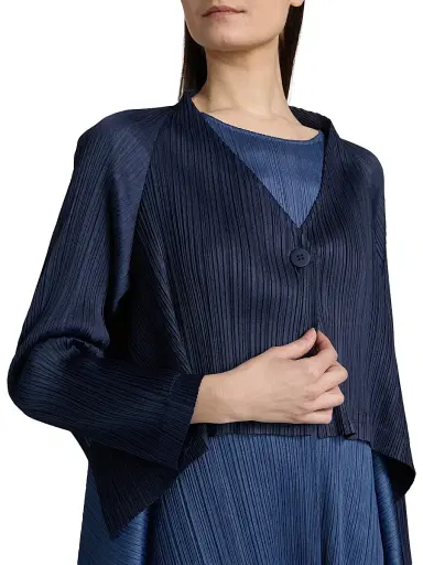 Pleats Please Issey Miyake Women's City Frame Plissé Jacket | Thumbnail 7 Pleats Please Issey Miyake Women's City Frame Plissé Jacket | Thumbnail 7
