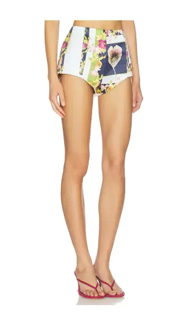 Muma World Understory Hot Shorts | Thumbnail 2 Muma World Understory Hot Shorts | Thumbnail 2