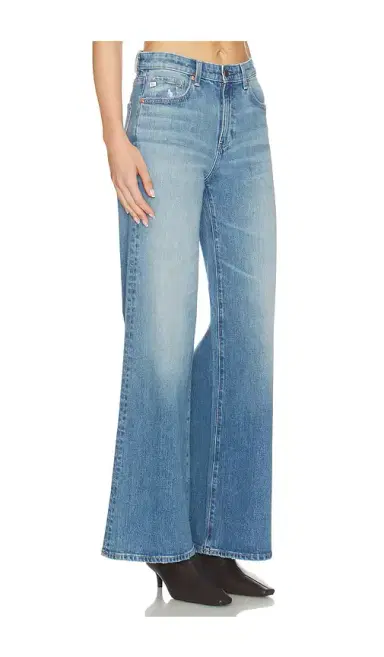 AG Jeans Saige Wide Leg Jeans | Thumbnail 2