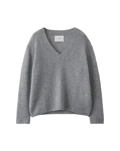 Lisa Yang Leona V-Neck Cashmere Sweater | Thumbnail 1 Lisa Yang Leona V-Neck Cashmere Sweater | Thumbnail 1