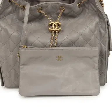 Chanel Chanel Medium 25 Hobo Bag Dark Grey Caviar Antique Gold Hardware | Thumbnail 8 Chanel Chanel Medium 25 Hobo Bag Dark Grey Caviar Antique Gold Hardware | Thumbnail 8