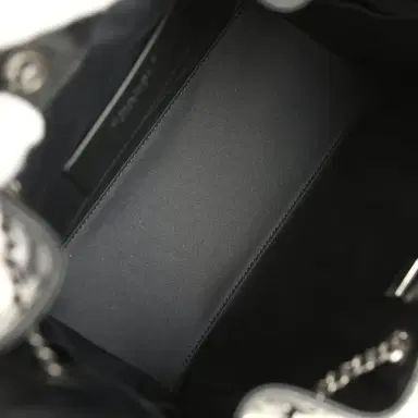 Chanel Chanel Small 25 Hobo Bag Black Shiny Caviar Aged Ruthenium Hardware | Thumbnail 8