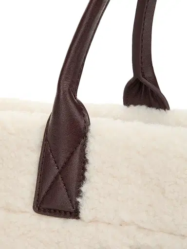 Ganni Women's  Graphic Sherpa Shopper Tote Bag - Egret | Thumbnail 6