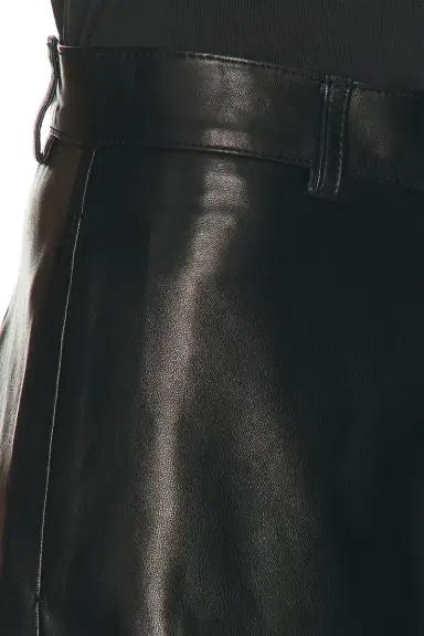 House of Dagmar Boxy Leather Short | Thumbnail 6