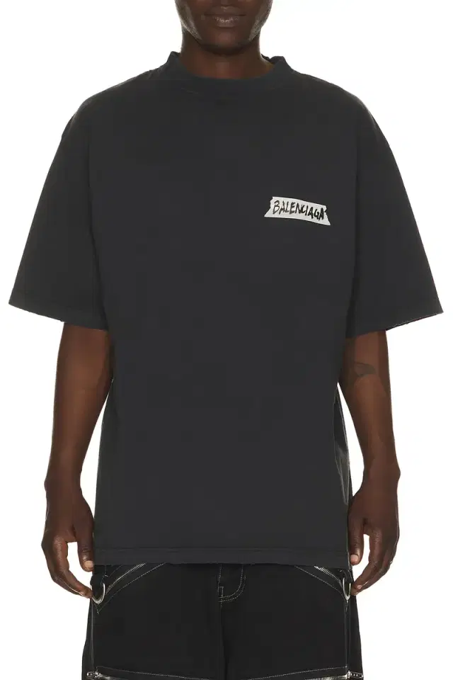 Medium Fit T-Shirt