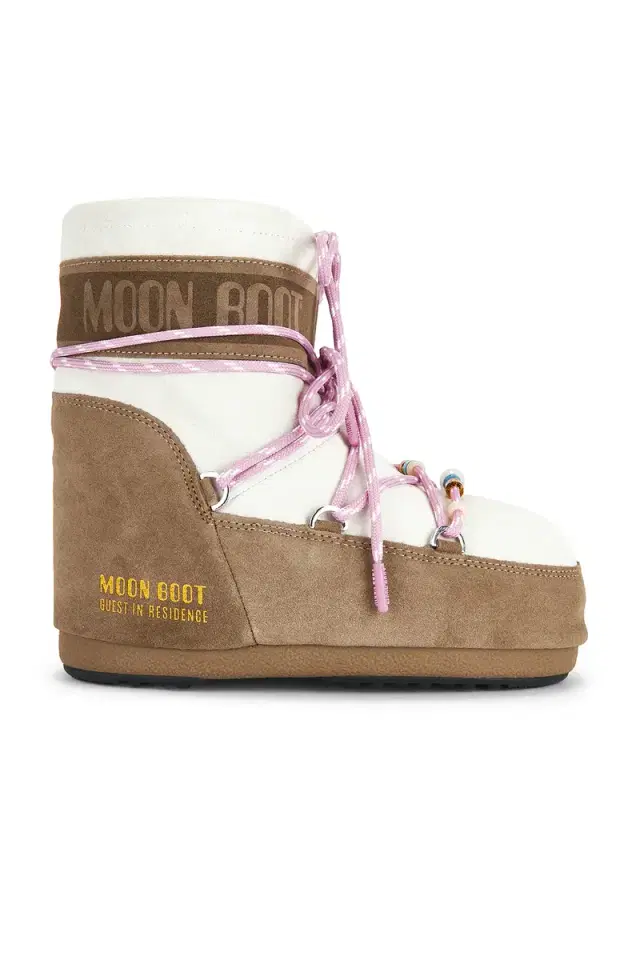 Moon Boot X Guest