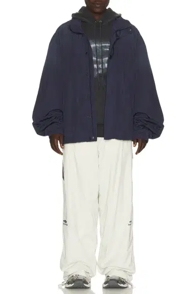 Balenciaga Oversized Hoodie | Thumbnail 3 Balenciaga Oversized Hoodie | Thumbnail 3