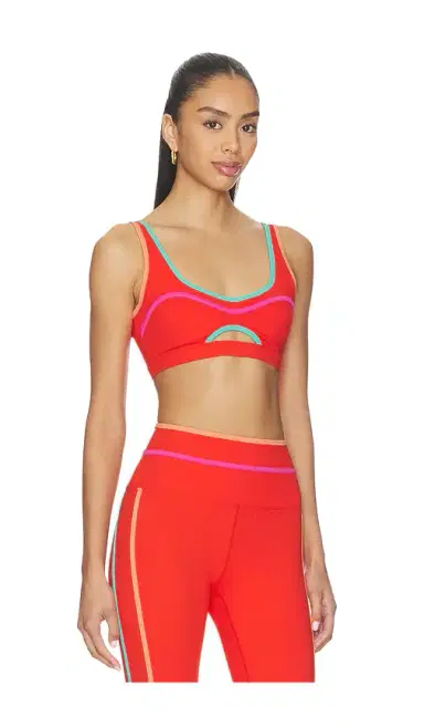 BEACH RIOT Moxie Sports Bra | Thumbnail 2