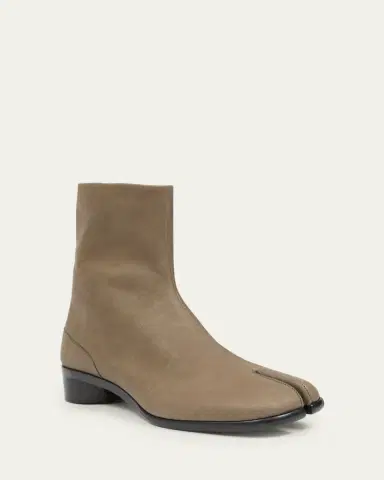 Maison Margiela Men's Tabi Leather Ankle Boots | Thumbnail 2 Maison Margiela Men's Tabi Leather Ankle Boots | Thumbnail 2