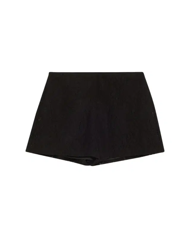 Yadira Slim Lace Shorts
