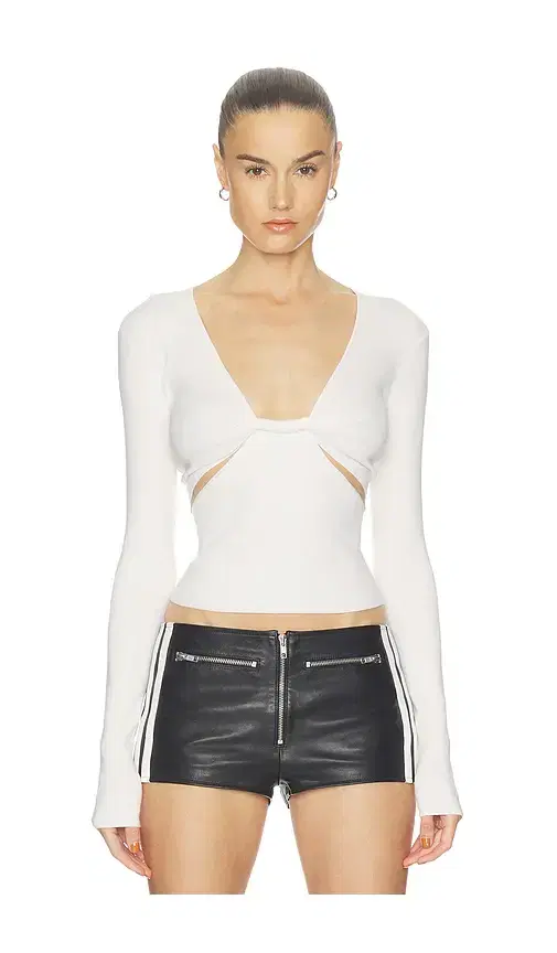 HAELO Twist Sweater