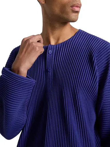 Homme Plissé Issey Miyake Men's Monthly Colors: February Henley Top - Blue - Size XL | Thumbnail 6