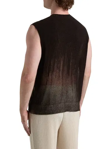 Homme Plissé Issey Miyake Men's Brush Close-Up Knit Sweater Vest | Thumbnail 5
