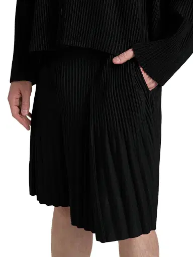 Homme Plissé Issey Miyake Men's Wear Or Wrap Shorts | Thumbnail 6 Homme Plissé Issey Miyake Men's Wear Or Wrap Shorts | Thumbnail 6