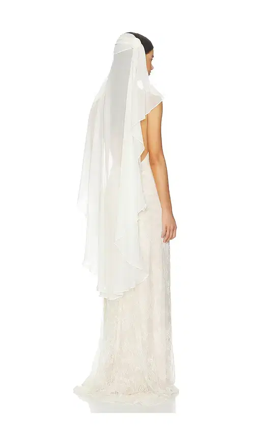 Lyra Veil