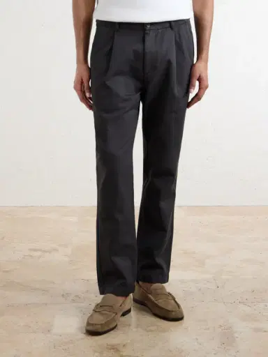 MR P. Daniel Tapered Pleated Cotton-Canvas Trousers - Men | Thumbnail 3