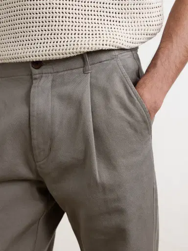 MR P. Daniel Tapered Pleated Cotton-Canvas Trousers - Men | Thumbnail 5