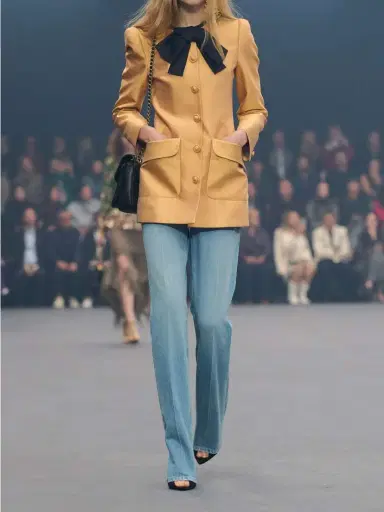 Valentino Garavani Bow-detailed Silk Shantung Jacket | Thumbnail 5 Valentino Garavani Bow-detailed Silk Shantung Jacket | Thumbnail 5